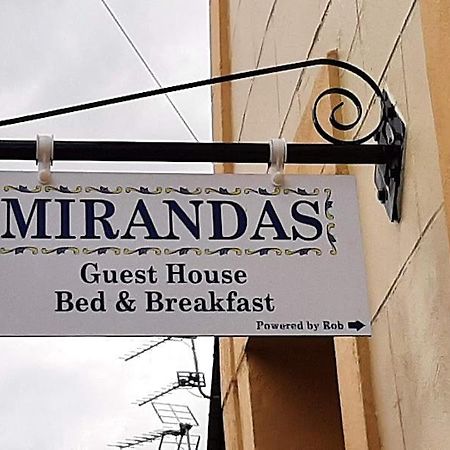 Mirandas Guest House Berwick Upon Tweed ภายนอก รูปภาพ